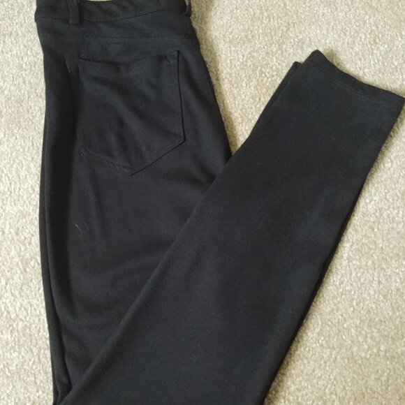 NWD Fun Print Tee Shirt with Dynamite Black Stretch Pants ,Med. Clearance Bundle - Picture 8 of 8